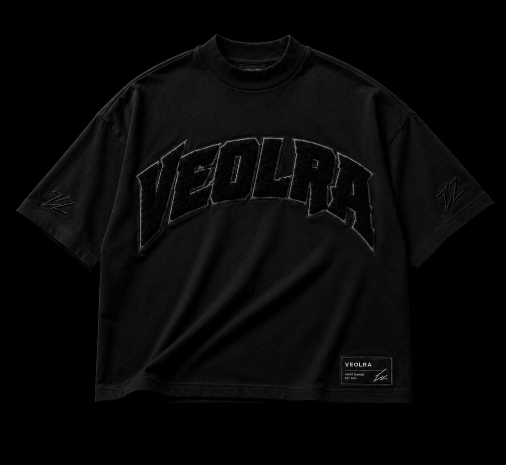VEOLRA Front Runner Tee – Jet Black